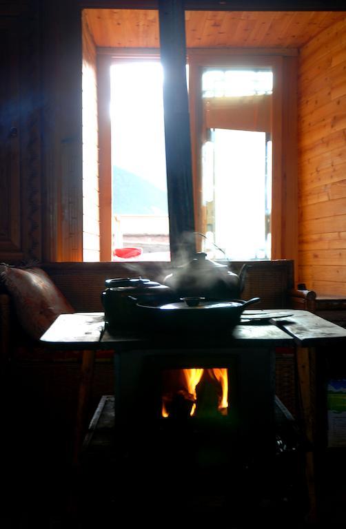 Shangri-La Lao Shay Youth Hostel Kültér fotó